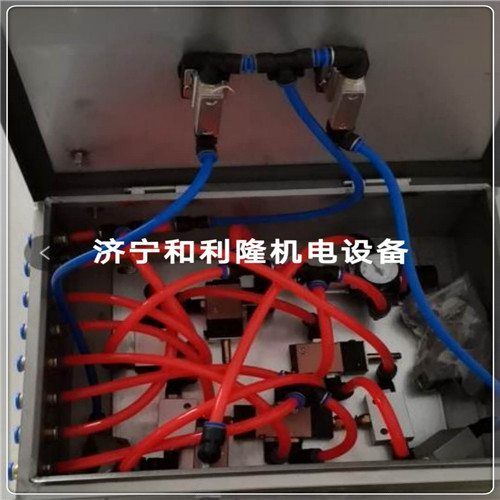 風(fēng)門(mén)純氣控裝置